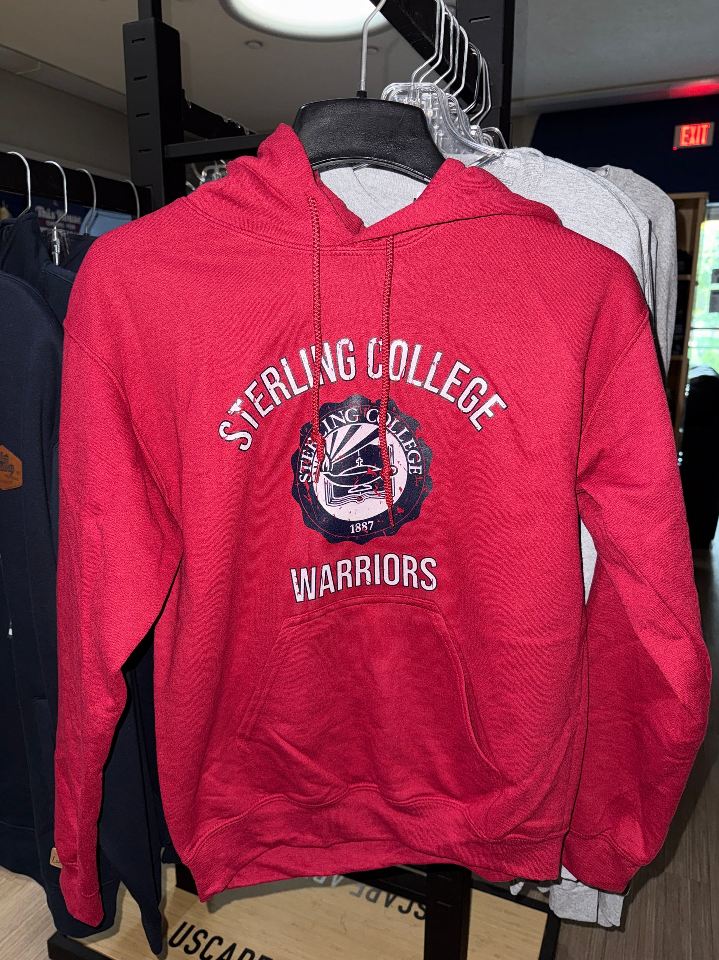 18500 Gildan Hoodie (Crimson)