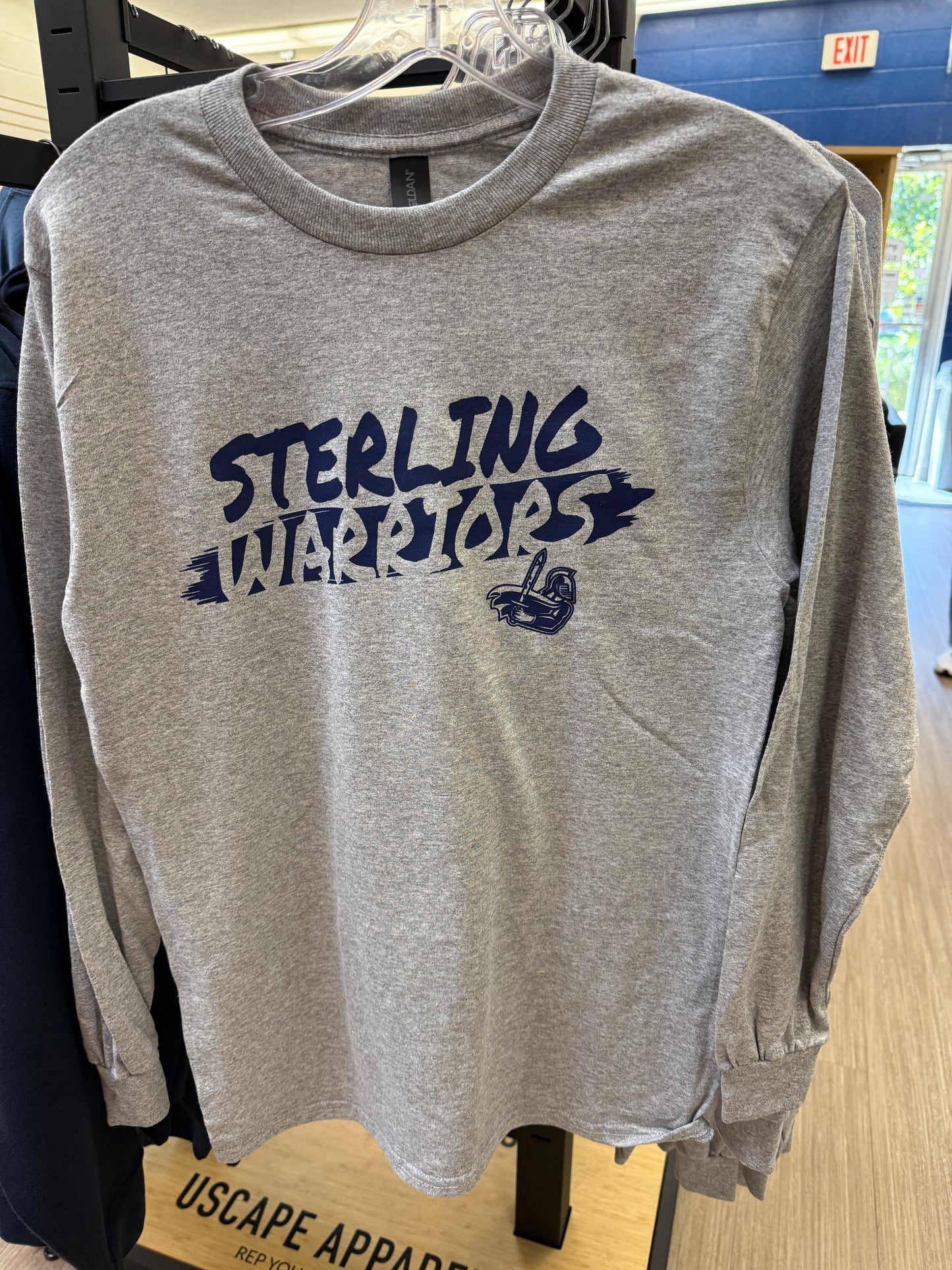 18000 Gildan Gray Crewneck